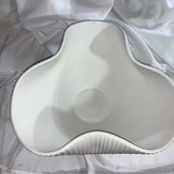 rare! JONATHAN ADLER matte white glazed ribbed PINCH POT BOWL extra large - Picture 11 of 12